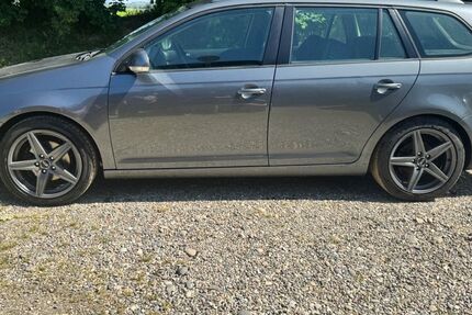 VW Golf 179.902 km 5.500 € Hartheim 79258