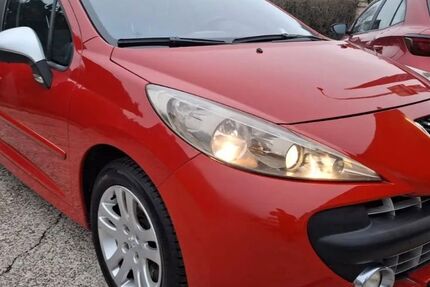 Peugeot 207 163.000 km 3.750 &euro; Freiburg 79111
