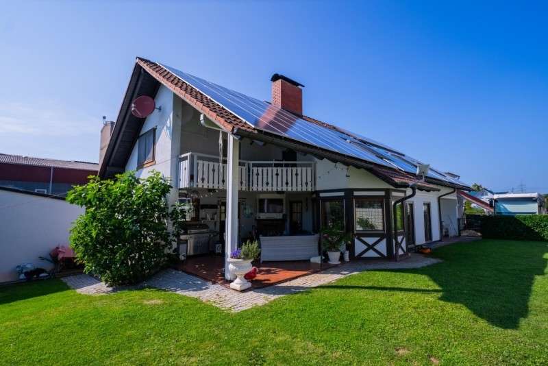 Haus zum Kaufen in Heitersheim 750.000 € 207.14 m² 10.5 zimmer