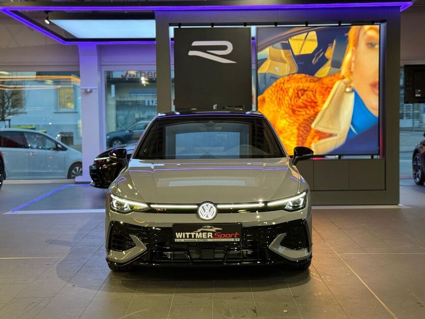 VW Golf 12.500 km 44.990 € Lenzkirch 79853