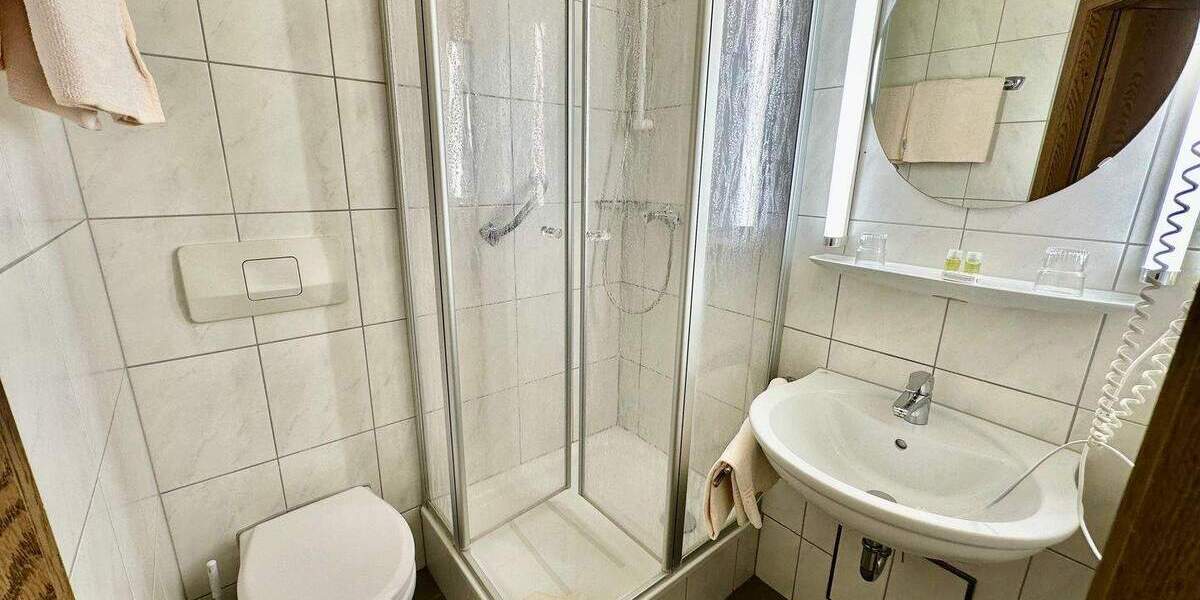 Mehrfamilienhaus, Wohnhaus Kenzingen - 1 Zimmer, 355 m&sup2;, 830.000&euro; | Angebot:25703756