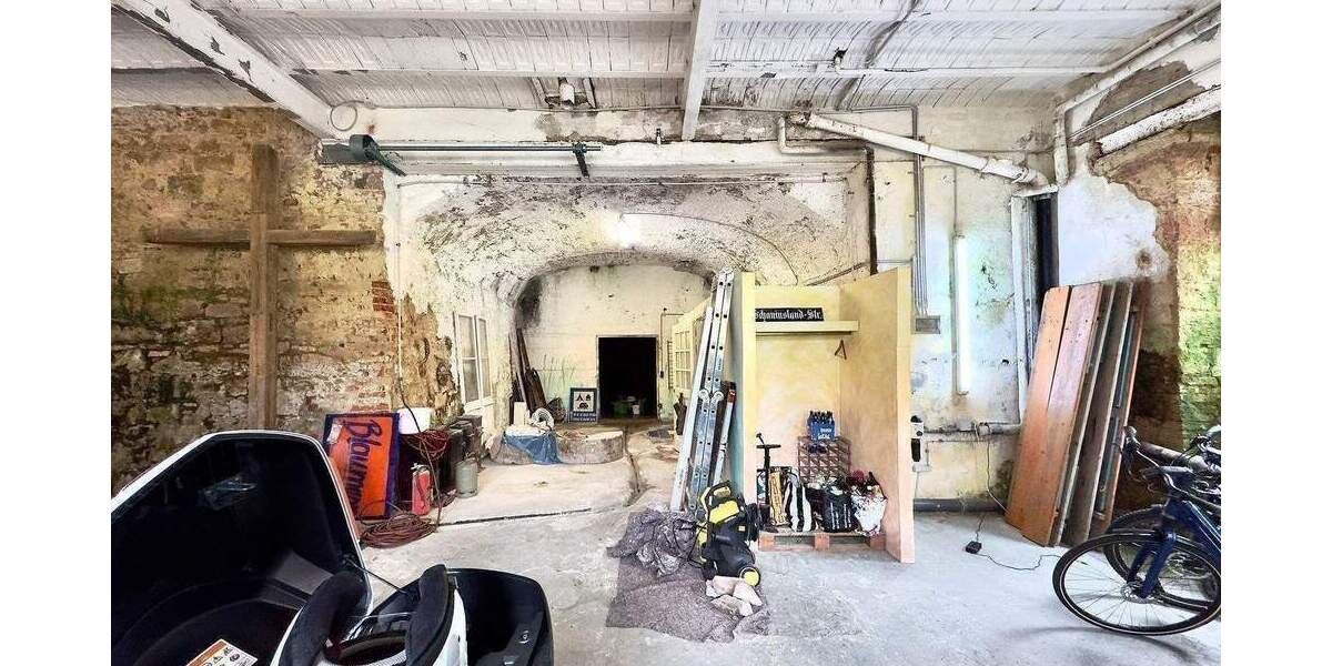 Gewerbeobjekt Freiburg im Breisgau Günterstal - 2 Zimmer, 124 m&sup2;, 338.000&euro; | Angebot:26157461