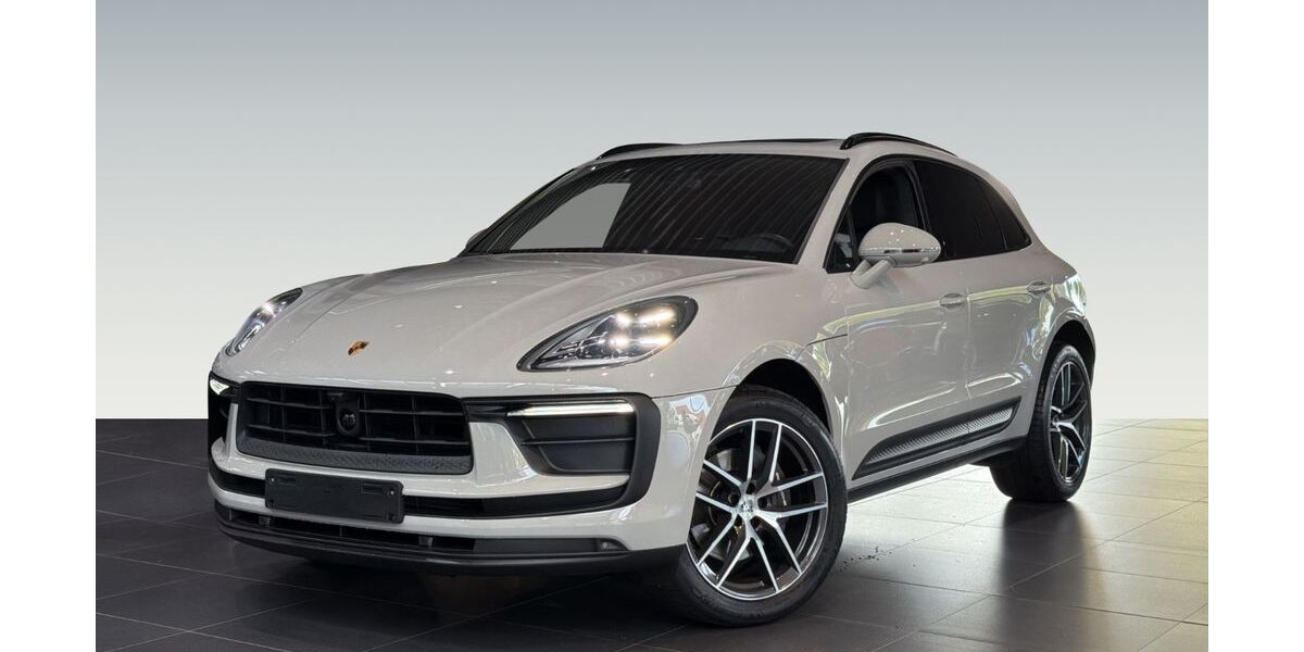 Porsche Macan 23.100 km 76.780 &euro; Freiburg 79115
