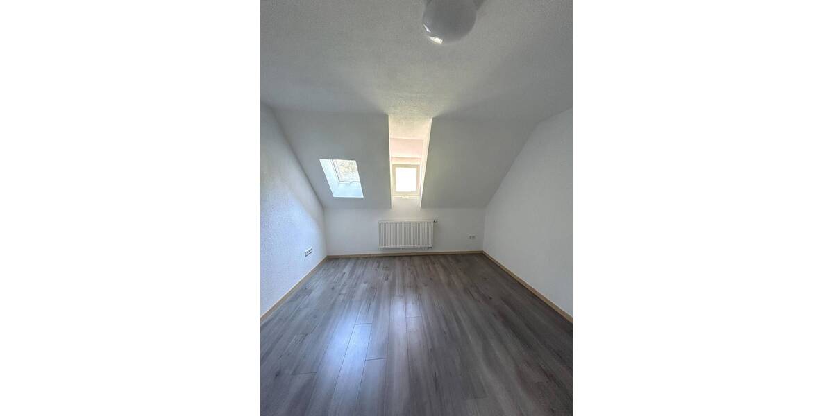 Etagenwohnung Todtnau - 5 Zimmer, 144 m&sup2;, 239.000&euro; | Angebot:20046913