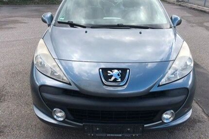 Peugeot 207 169.567 km 1.450 &euro; Freiburg 79102