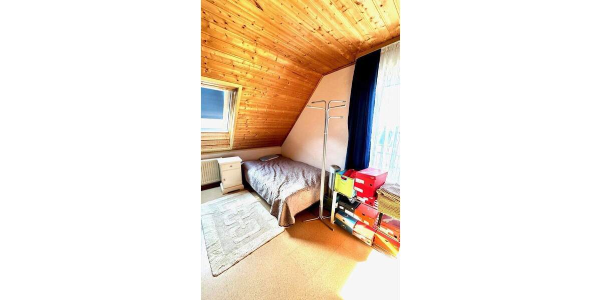 Doppelhaushälfte Ebringen - 8 Zimmer, 220 m&sup2;, 899.000&euro; | Angebot:25823328