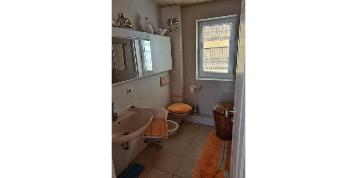 Mehrfamilienhaus, Wohnhaus Breisach am Rhein - 8 Zimmer, 206 m&sup2;, 695.000&euro; | Angebot:25892630