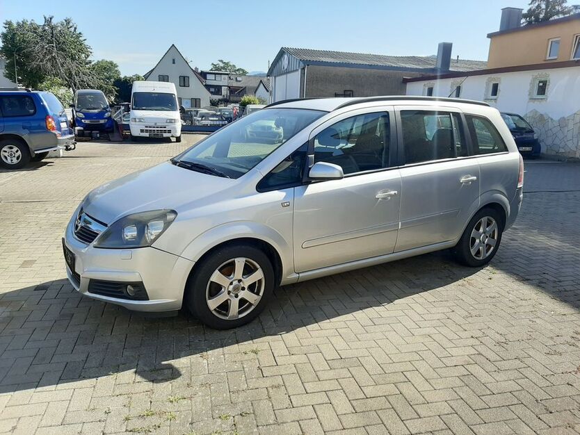 Opel Zafira 193.500 km 3.398 € Freiburg 79108