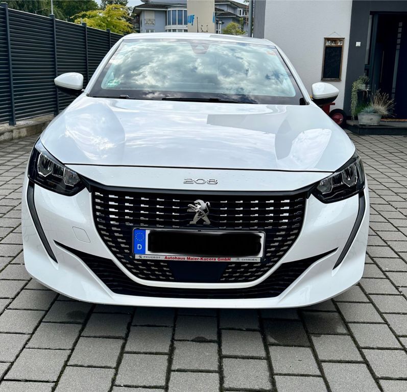 Peugeot 208 62.450 km 13.700 € Müllheim 79379