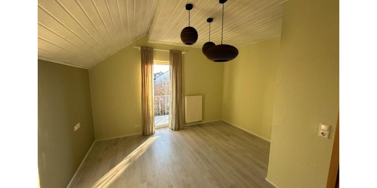 Einfamilienhaus Rheinhausen - 5 Zimmer, 150 m&sup2;, 2.395&euro; | Angebot:25053412