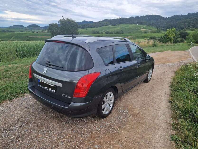 Peugeot 308 167.000 km 3.190 € Heitersheim 79423