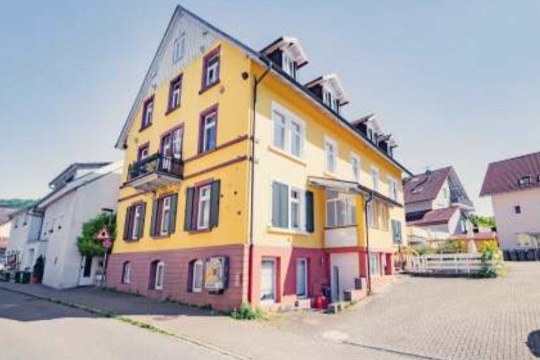 Etagenwohnung Ebringen - 6 Zimmer, 130 m&sup2;, 499.999&euro; | Angebot:24569516