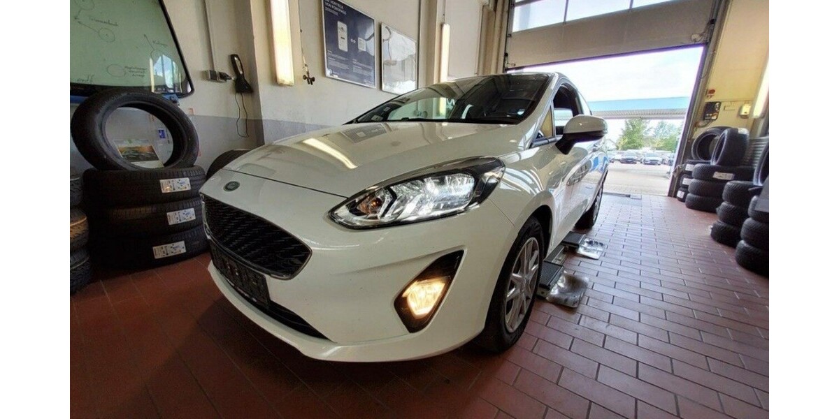 Ford Fiesta 96.000 km 6.990 &euro; GundelfingeN 79194