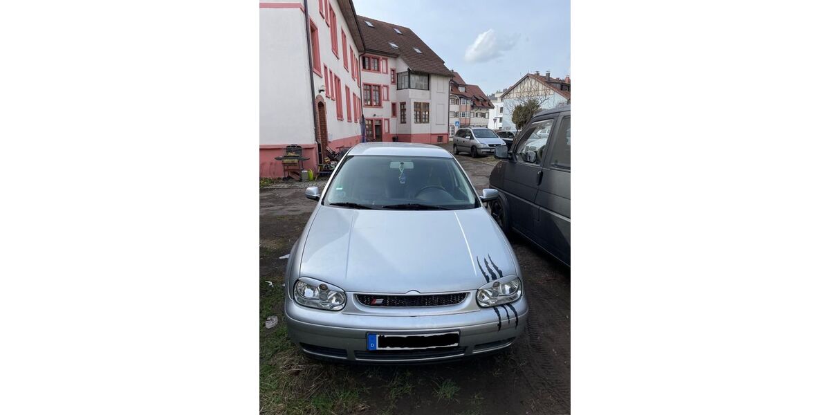 VW Golf 250.000 km 700 &euro; Schönau 79677