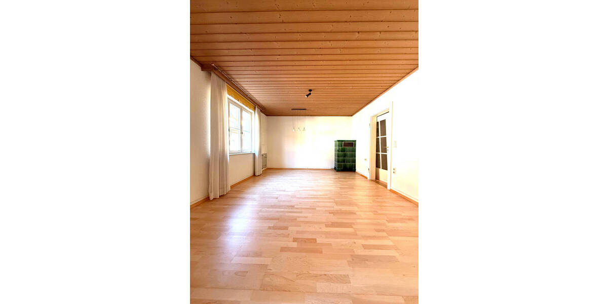 Etagenwohnung Breisach am Rhein Breisach - 3 Zimmer, 115 m&sup2;, 1.150&euro; | Angebot:26093741