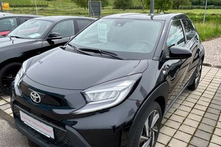 Toyota Aygo (X) 21.500 km 15.850 € Müllheim 79379