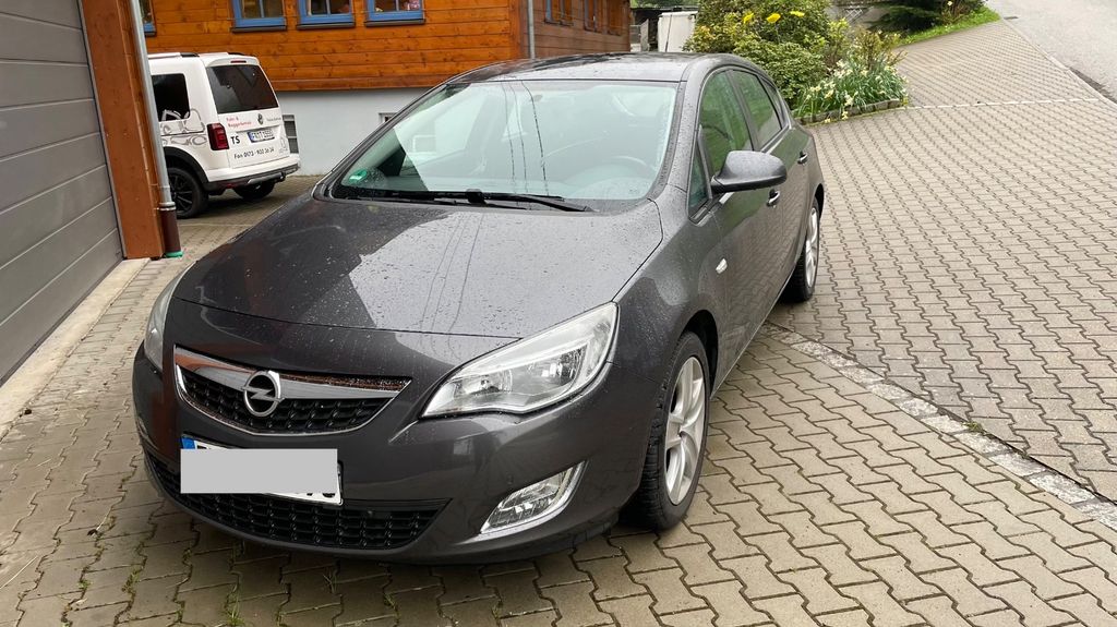 Opel Astra 151.745 km 4.700 &euro; Stegen 79252