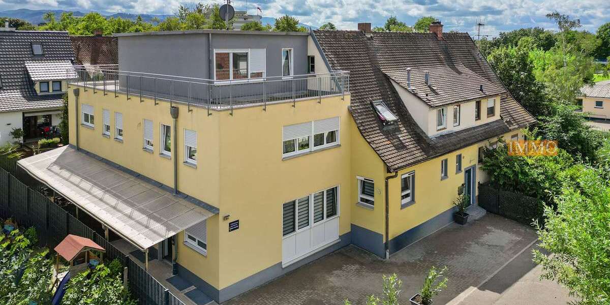 Haus zum Kaufen in Bad Krozingen 1.750.000 € 310 m² 12 zimmer