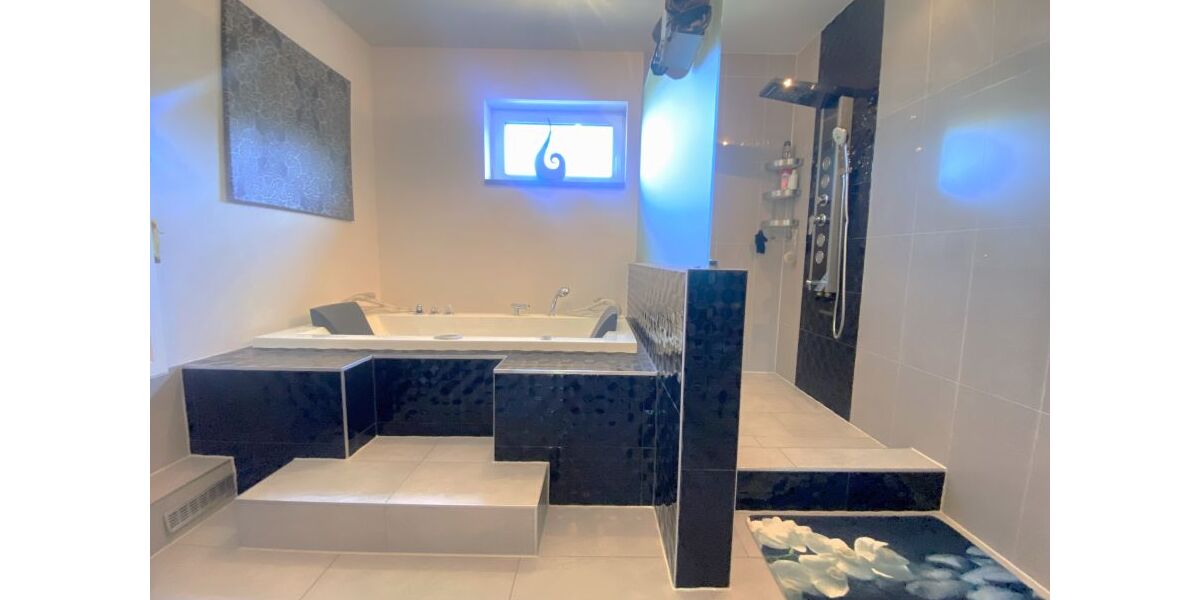 Provisionsfrei* Einmaliges saniertes 3FH, energetisch modernisiert - Mehrfamilienhaus, Wohnhaus Staufen | Angebot:25861407