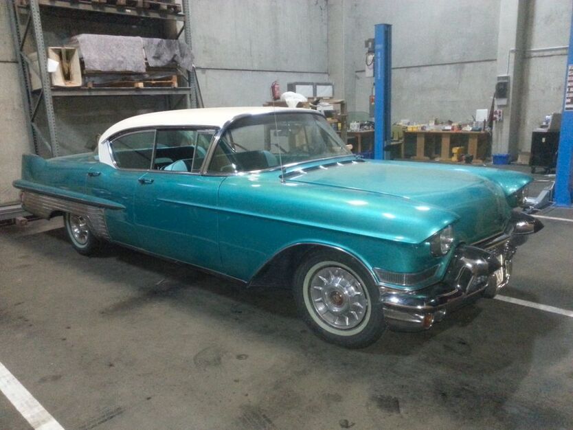 Cadillac Fleetwood 6.000 km 68.000 € Titisee-Neustadt 79822