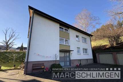 Haus Freiburg Ebnet - 11 Zimmer, 278 m&sup2;, 780.000&euro; | Angebot:25878572