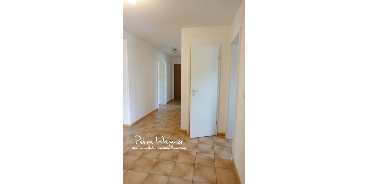 Etagenwohnung Schallstadt Mengen - 6 Zimmer, 166 m&sup2;, 578.000&euro; | Angebot:26470857