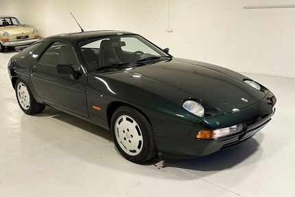 Porsche 928