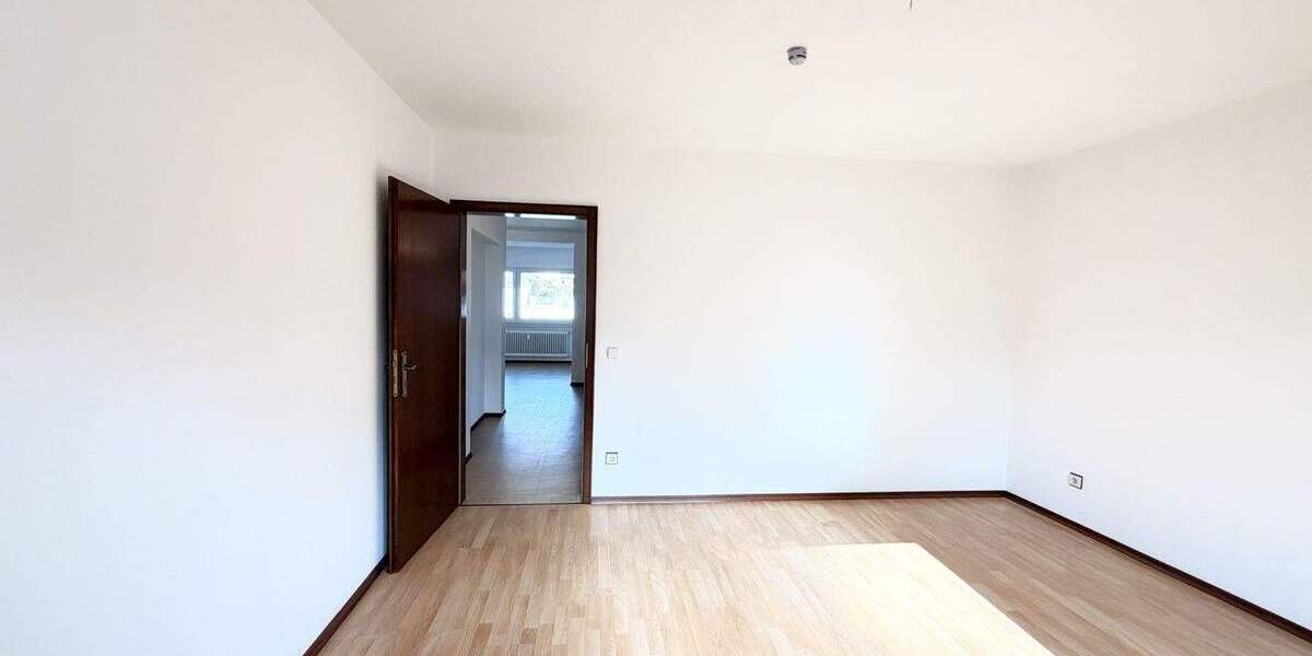 Etagenwohnung Lenzkirch - 4 Zimmer, 90 m&sup2;, 264.000&euro; | Angebot:25734832