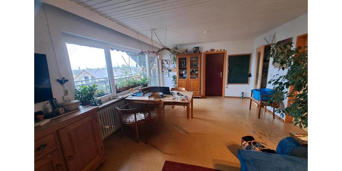 Dachgeschoßwohnung March - 4 Zimmer, 100 m&sup2;, 360.000&euro; | Angebot:26691769