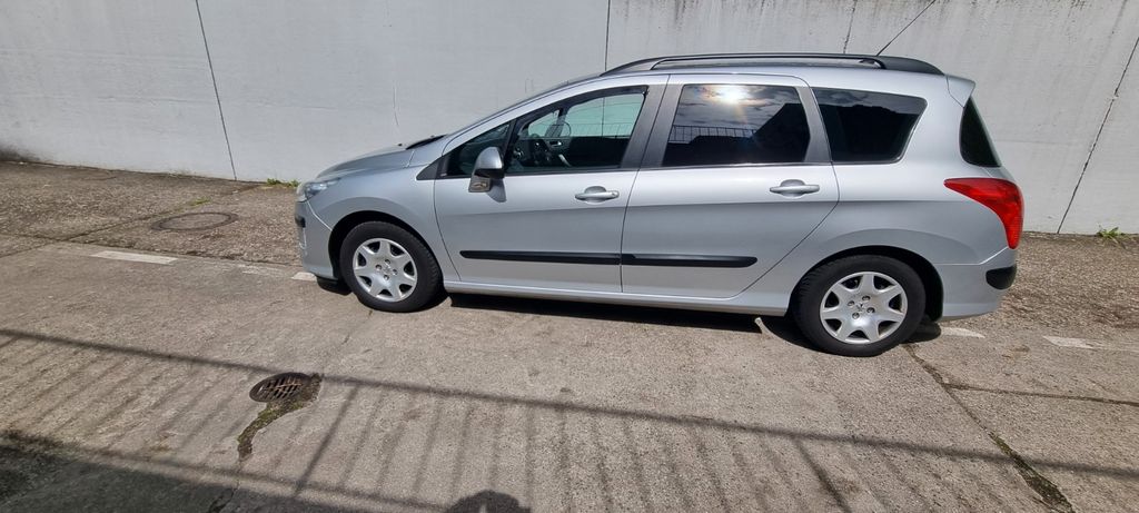 Peugeot 308 219.000 km 3.000 &euro; Freiburg 79114
