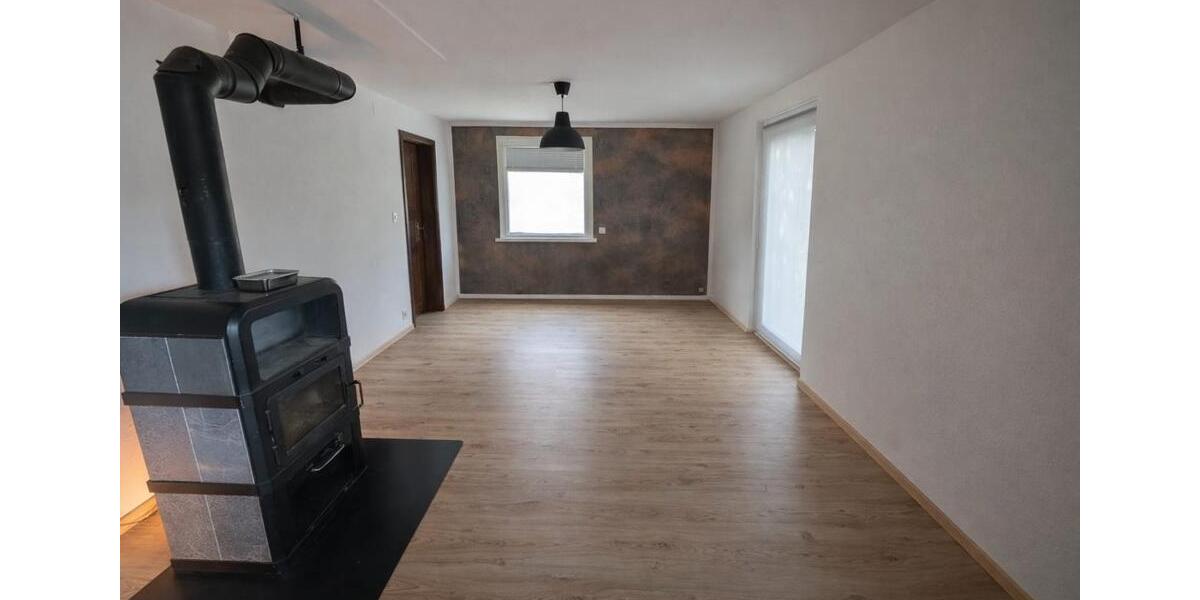 ​Freistehendes Haus mit Garten, ca. 2 km hinter Grenze Breisach 5 zimmer