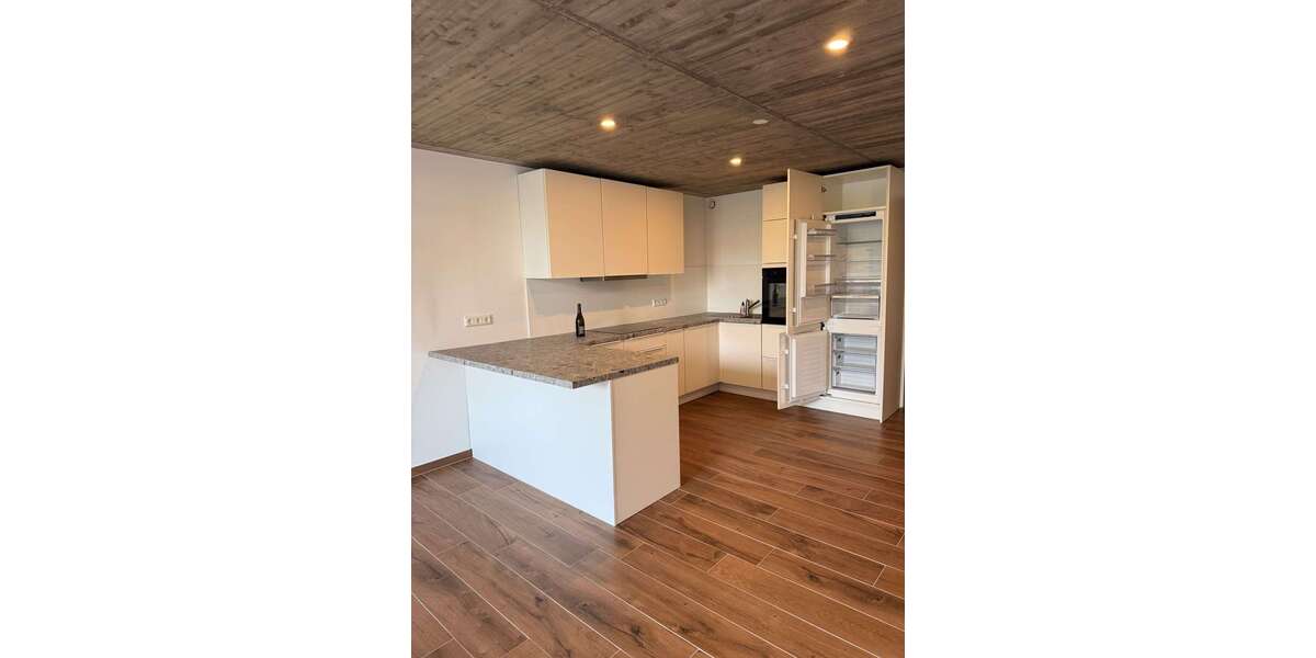 Etagenwohnung Freiburg Mooswald - 2 Zimmer, 84 m&sup2;, 1.680&euro; | Angebot:26750986