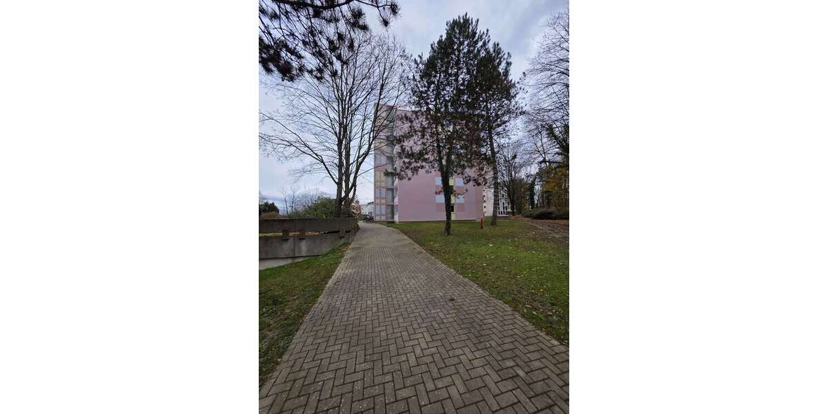 Etagenwohnung Umkirch - 3 Zimmer, 81 m&sup2;, 340.000&euro; | Angebot:26979241
