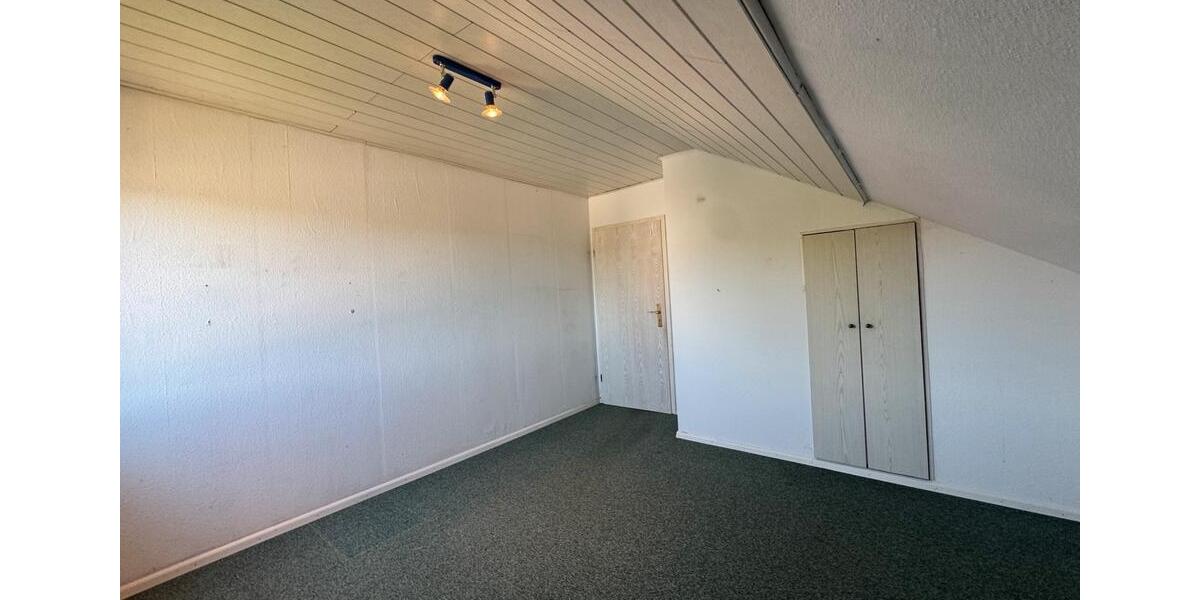Dachgeschoßwohnung Gundelfingen - 4 Zimmer, 110 m&sup2;, 449.000&euro; | Angebot:27219906