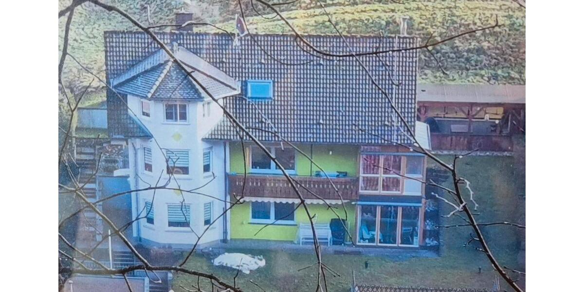 Einfamilienhaus Münstertal/Schwarzwald Schwarzwald - 10 Zimmer, 307 m&sup2;, 780.000&euro; | Angebot:26940586
