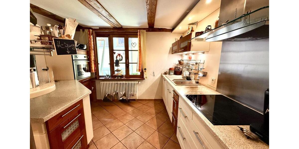 Etagenwohnung Staufen im Breisgau - 4 Zimmer, 121 m&sup2;, 1.600&euro; | Angebot:25907956