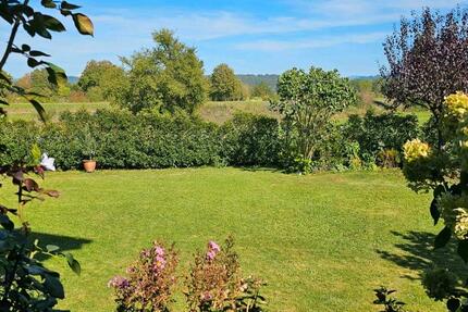 3,5 Zimmerwohnung mit traumhaftem Garten zu vermieten 3 zimmer