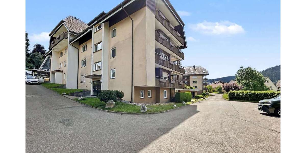 Etagenwohnung Titisee-Neustadt Neustadt - 4.5 Zimmer, 132 m&sup2;, 289.000&euro; | Angebot:26971258