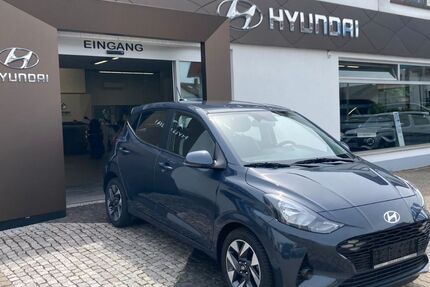 Hyundai i10 10.430 km 16.990 &euro; Emmendingen-Kollmarsreute 79312