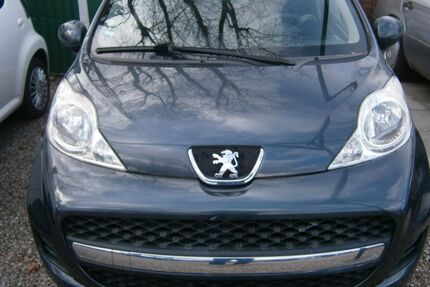 Peugeot 107 134.900 km 4.590 &euro; Freiburg 79115
