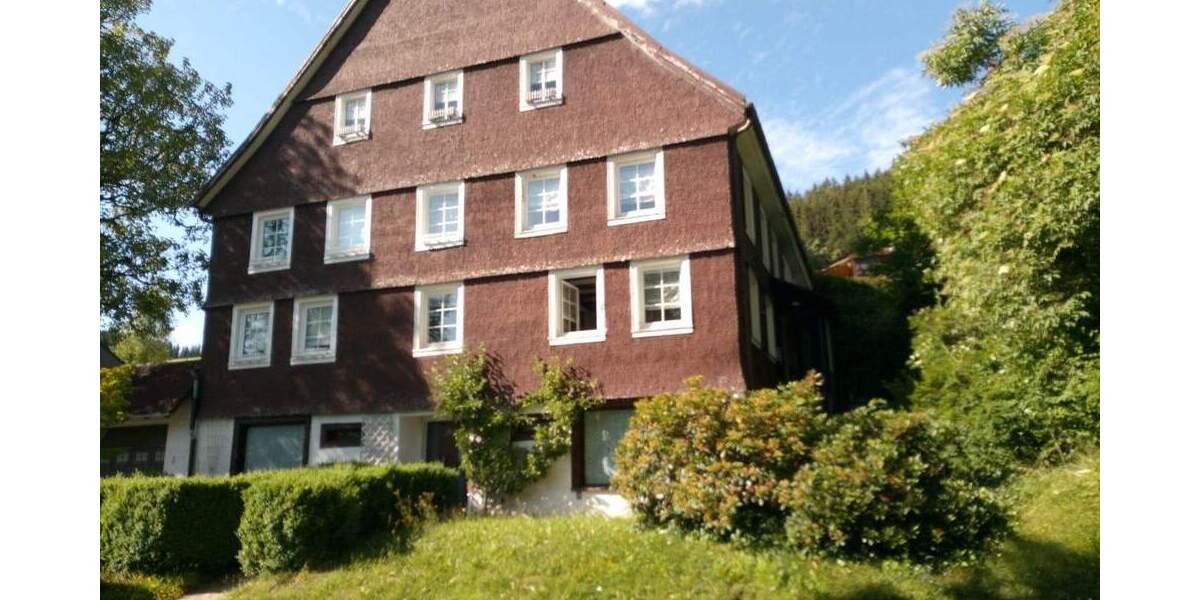 Einfamilienhaus Furtwangen im Schwarzwald Schönenbach - 7 Zimmer, 320 m&sup2;, 399.500&euro; | Angebot:25896640