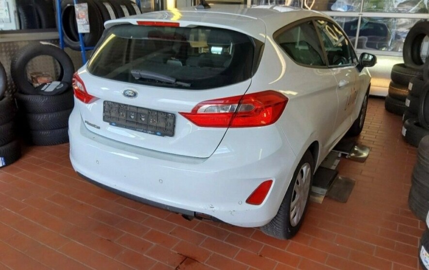 Ford Fiesta 96.000 km 6.990 € GundelfingeN 79194