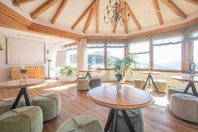 DAS BESONDERE MIT VIELEN NUTZUNGSMÖGLICHKEITEN - Gewerbeobjekt Todtnau | Angebot:26029880