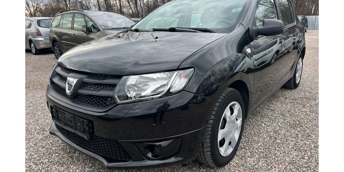 Dacia Sandero 80.000 km 5.500 &euro; Freiburg 79108