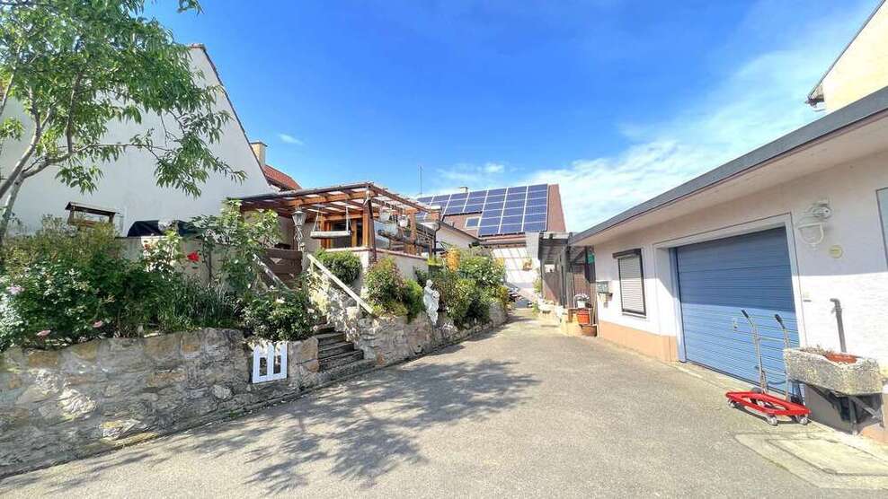 Haus zum Kaufen in Merdingen 825.000 € 362 m²