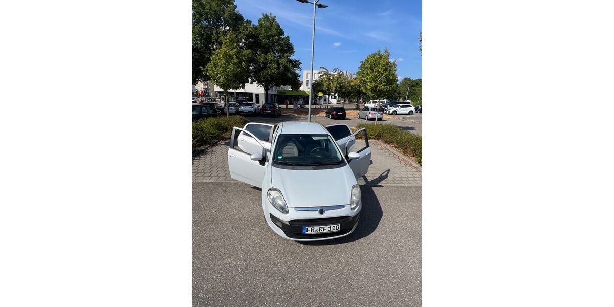 Fiat Grande Punto 108.000 km 3.750 &euro; Freiburg 79108