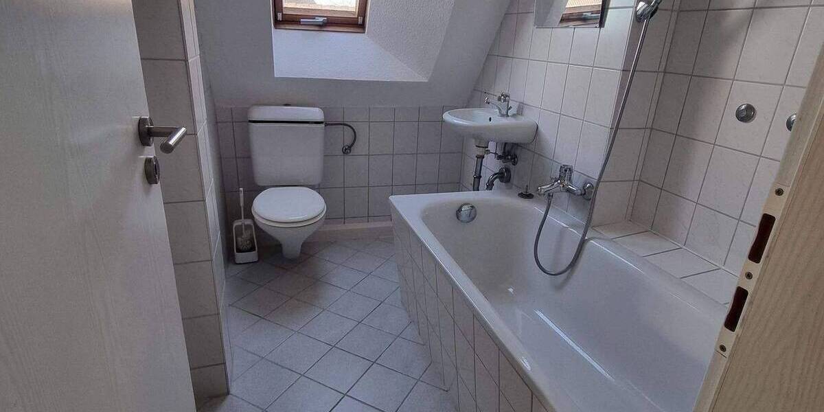 Mehrfamilienhaus, Wohnhaus Ballrechten-Dottingen Ballrechten - 9 Zimmer, 300 m&sup2;, 678.000&euro; | Angebot:26826039