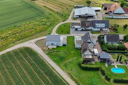 Grundstück zu verkaufen in Neuenburg 169.000 € 637 m² zimmer