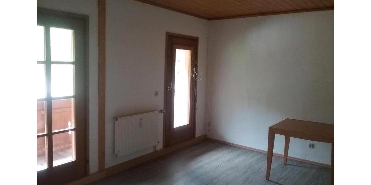 Dachgeschoßwohnung Furtwangen im Schwarzwald - 1 Zimmer, 48 m&sup2;, 510&euro; | Angebot:25363606