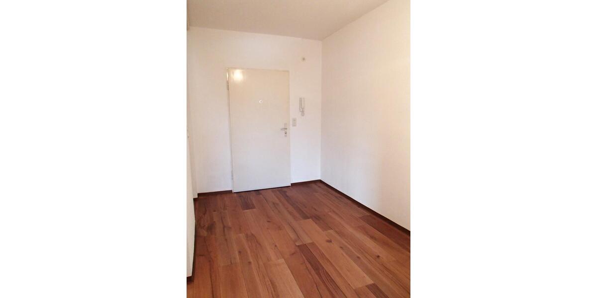 Etagenwohnung Freiburg im Breisgau Haslach - 2.5 Zimmer, 67 m&sup2;, 365.000&euro; | Angebot:26075611